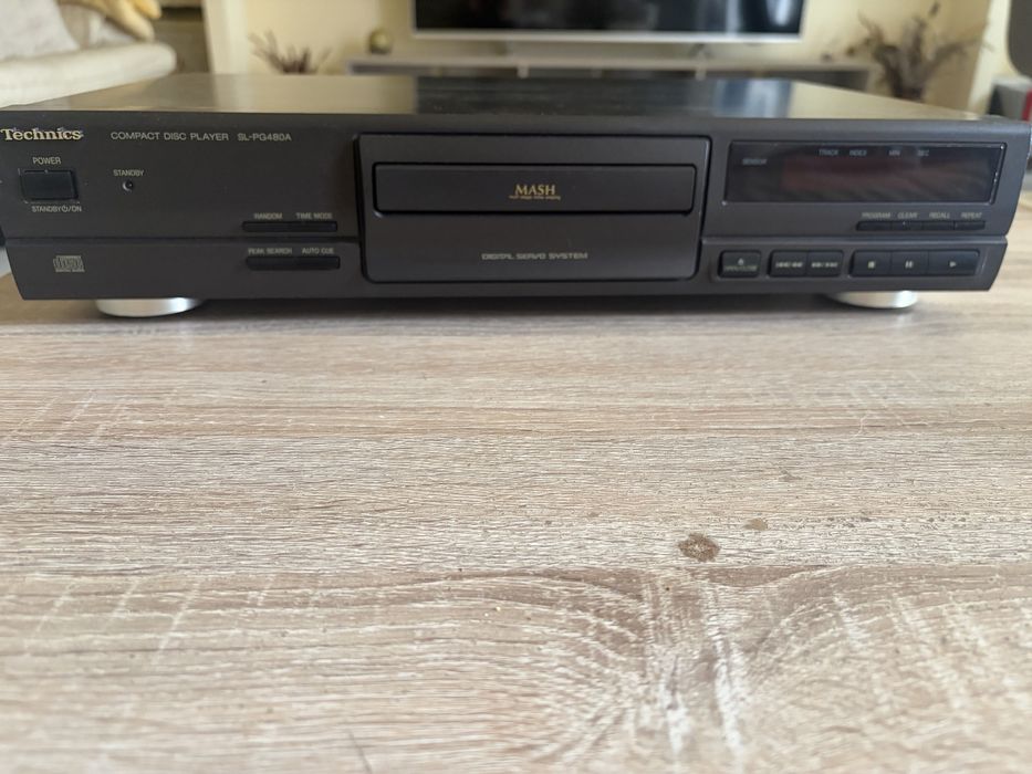 компакт диск плеър Technics SL-PG480A
