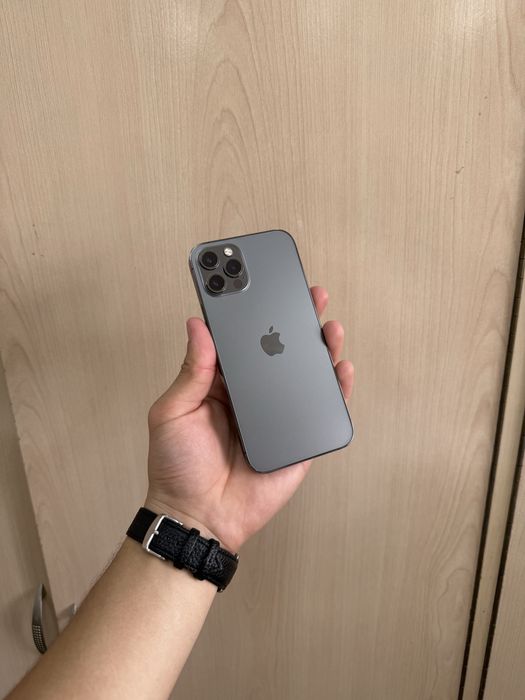 iPhone 12 Pro ochilmagan