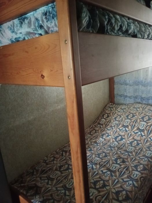 Продам двухъярусную кровать