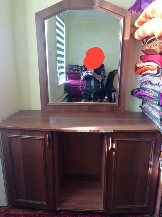 Mebellar.Narxini kelishamiz 4ta yangidek Hech qayer sinmagan,sifatli.