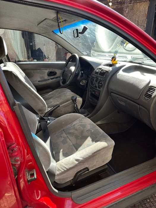 Mitsubishi carisma  1.6 GLX 1996