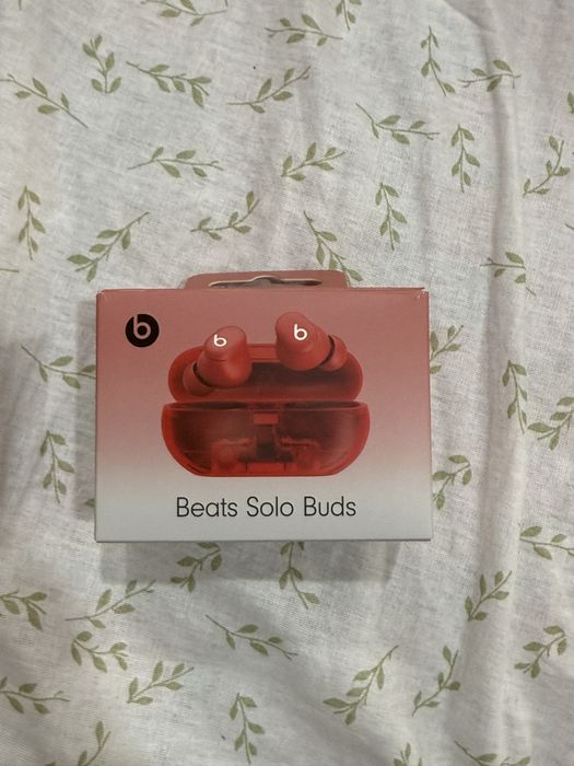 Наушники беспроводные Beats Solo Buds красные