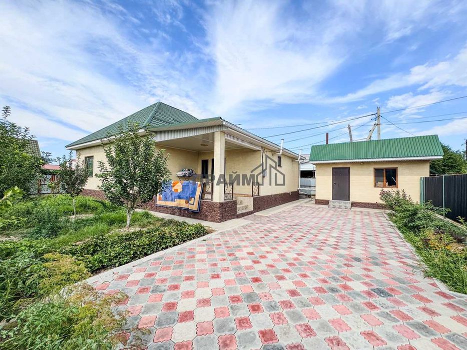 ПРОДАМ 4Х ком. дом СЗЖР (Артем ПРАЙМ)