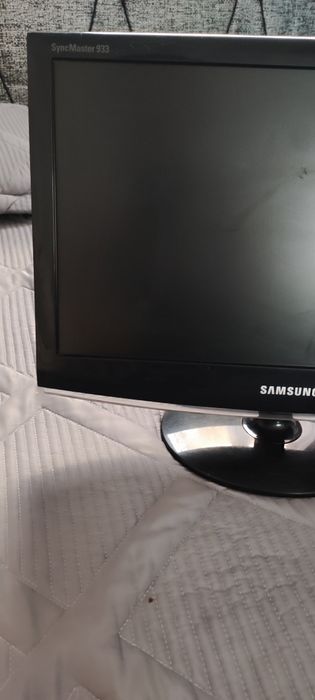 Монитор samsung syncMaster 933
