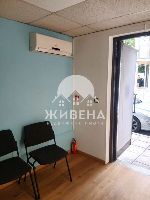 Дава се под наем Офис в Варна, Център - 23 кв.м за 450 € - Снимка #2