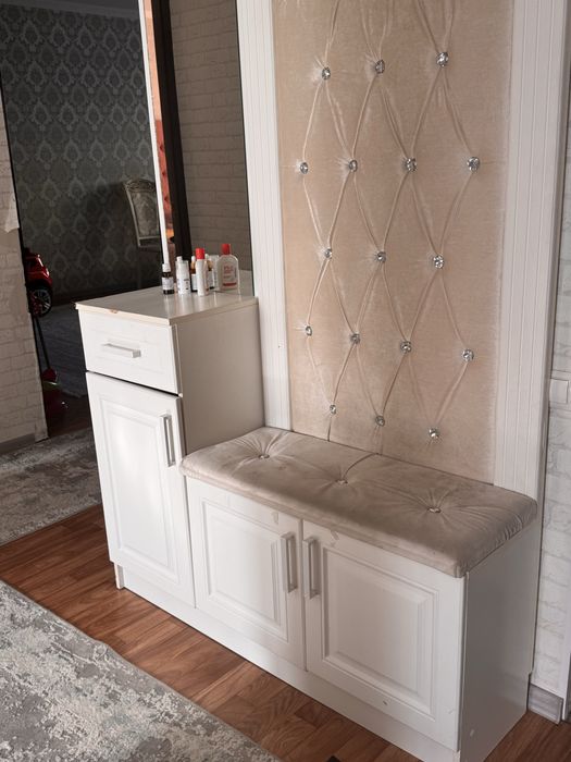 Продам прихожая