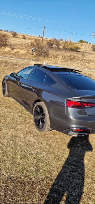 Vând Audi A5  2021