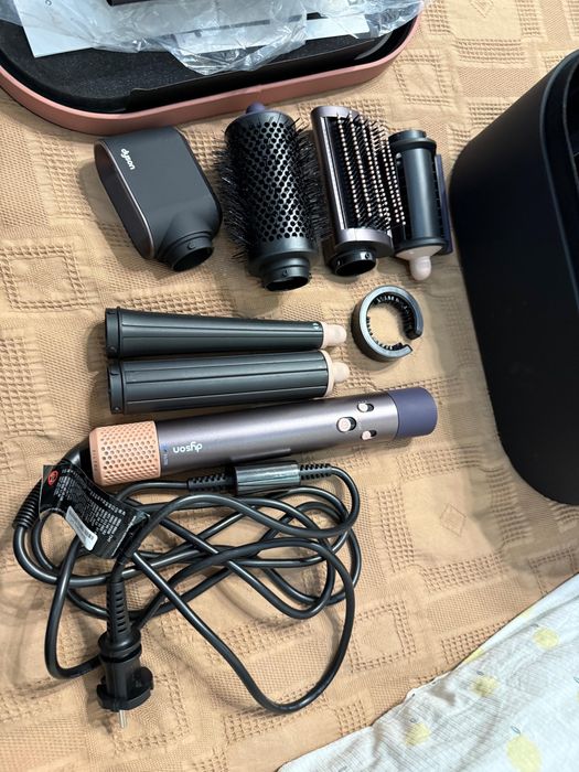 Продам стайлер Dyson