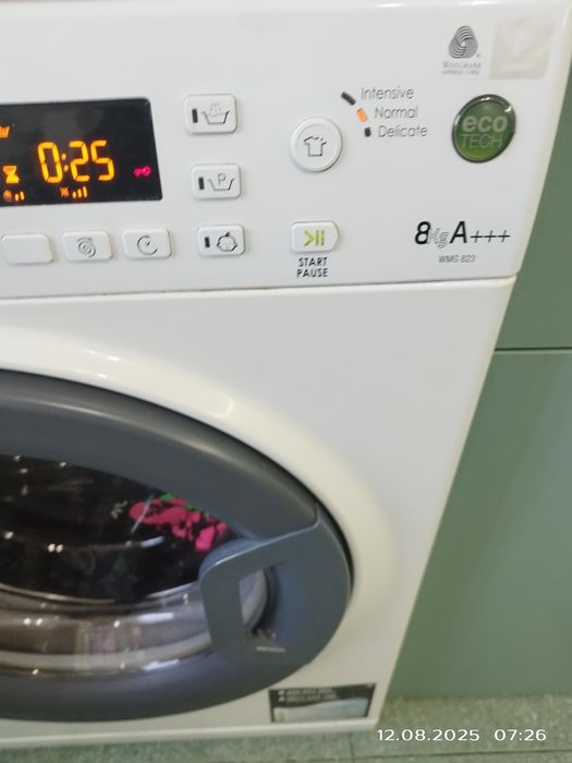 Продавам пералня Ariston Hotpoint 8 кг