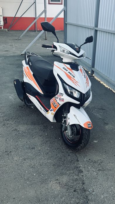Скутер м8 ABS 150 куб
