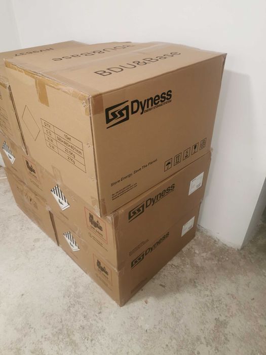 17.5kW Dyness-Tower-HV9637 + Dyness-Tower-BDU BMS за хибриден инвертор