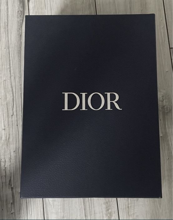 Dior b23 factura  42