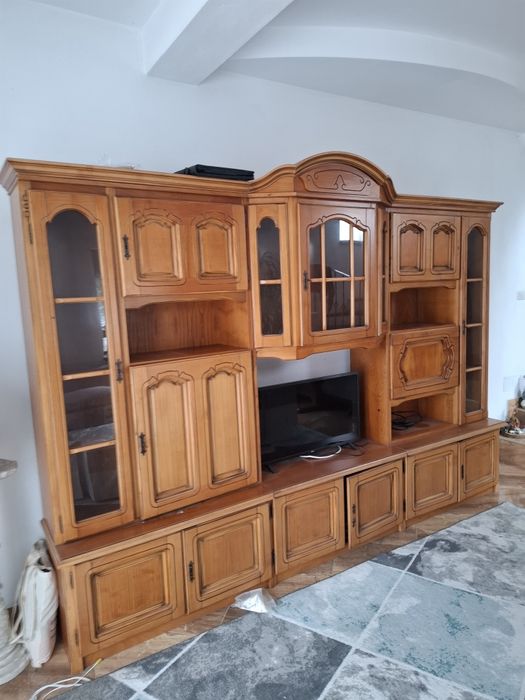 Vând sufragerie din cireș lemn masiv