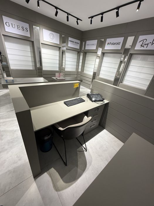 Мебель для оптики