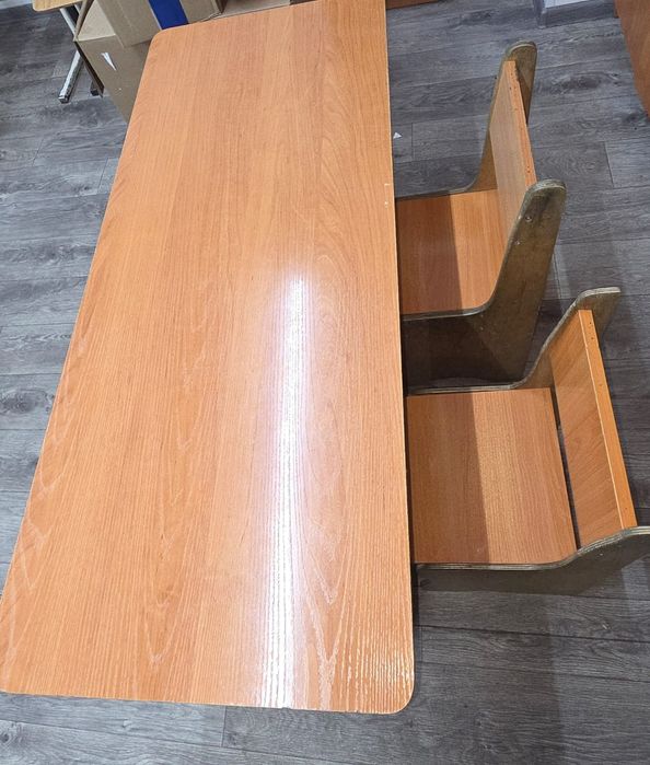 Парламент продам парты