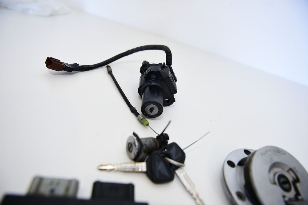 Honda CBR 1000RR 2006 2007 SC57 Set de chei full power ( european )