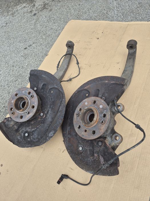 Предни/задни главини шенкели Мерцедес МЛ W164 ГЛ X164 Mercedes шенкел