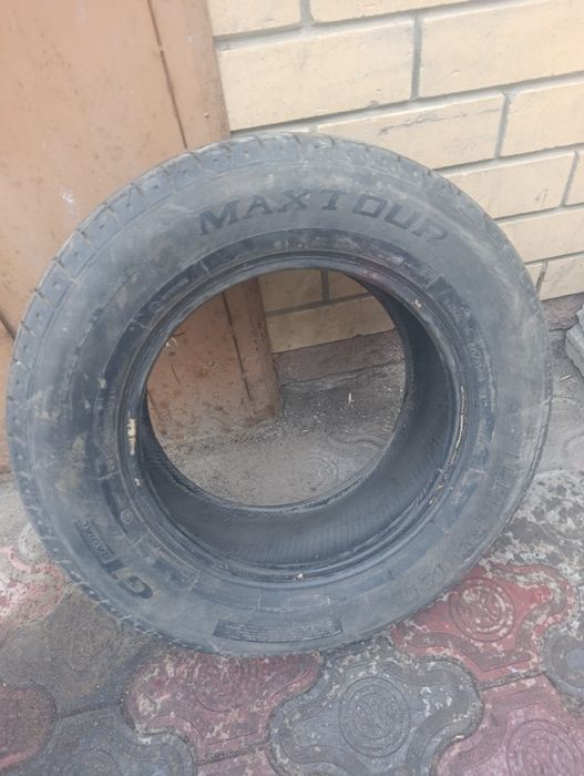 Продам шина одна штук