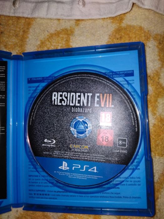 Resident Evil 4 & Resident Evil VII:Biohazard