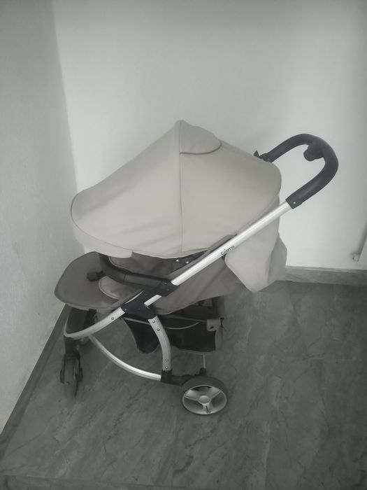 Коляску продам за