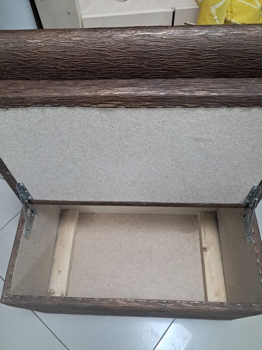 Продам диванчики