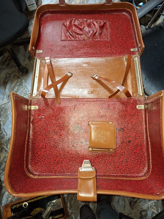 Masina de cusut veche 1978 ruseasca electrica