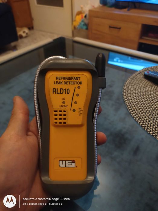 Детектор за течове на фреон