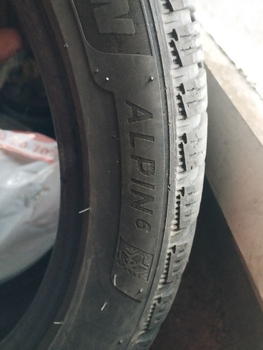 Продавам гуми Мишелин Алпин 6