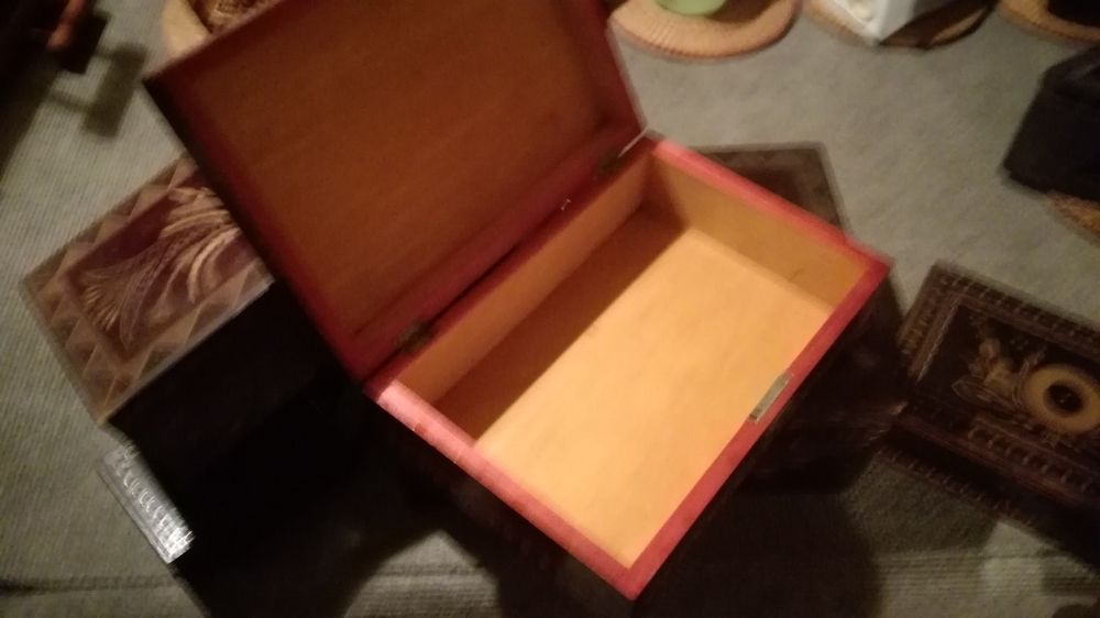 Cutii artizanat romanesti din lemn anii 70