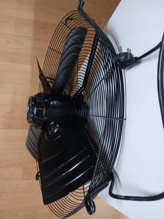 Ventilator industrial axial