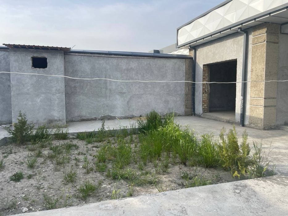 Срочно катеж сотилади