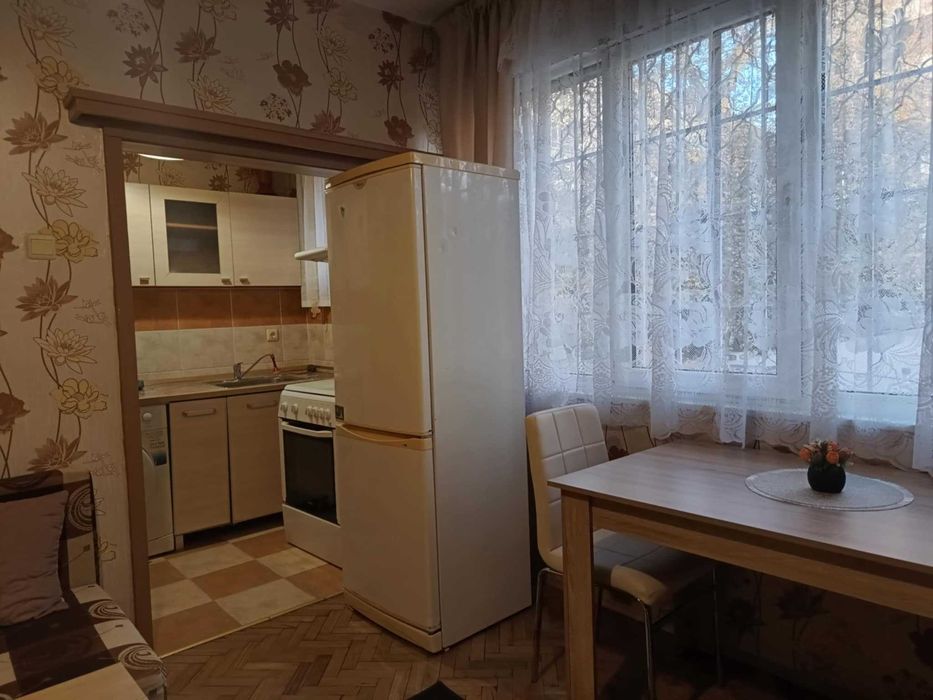 Дава се под наем Двустаен апартамент в Варна, Зимно кино Тракия - 50 кв.м за 408 € - Снимка #4