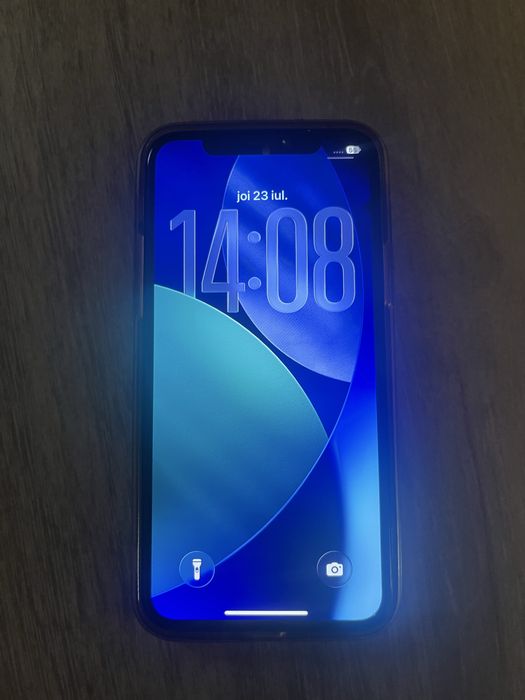 Iphone 11 pro 300 de lei