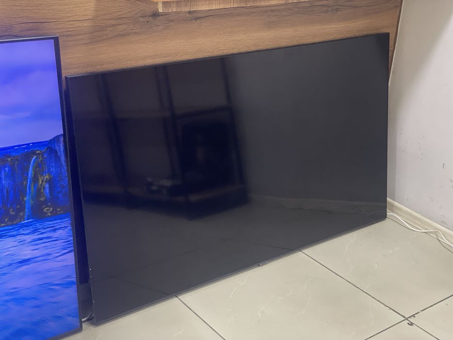 Телевизор Samsung 65 дюймов