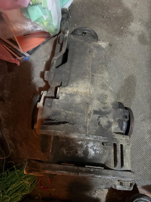 Блок редуктор 3.23 на бмв е34