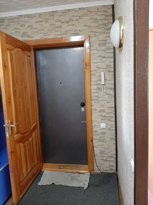 Продам двухкомнатную квартиру