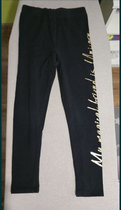 Отдам пакет вещей на девочку