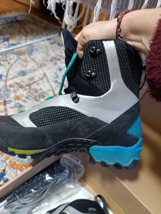 Bocanci Montura de munte