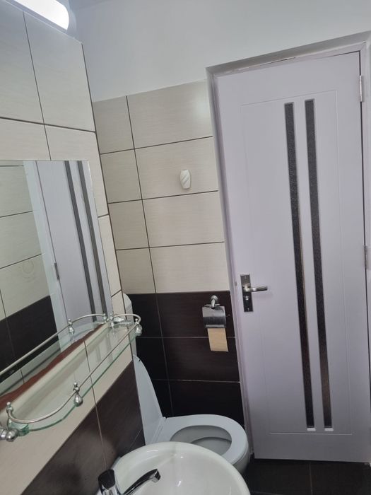 Închiriez garsoniera Gavana 3