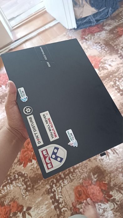 Asus Vivobook. Srochna
