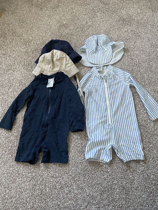 costum baie bebe H&M marimea 74/ 80