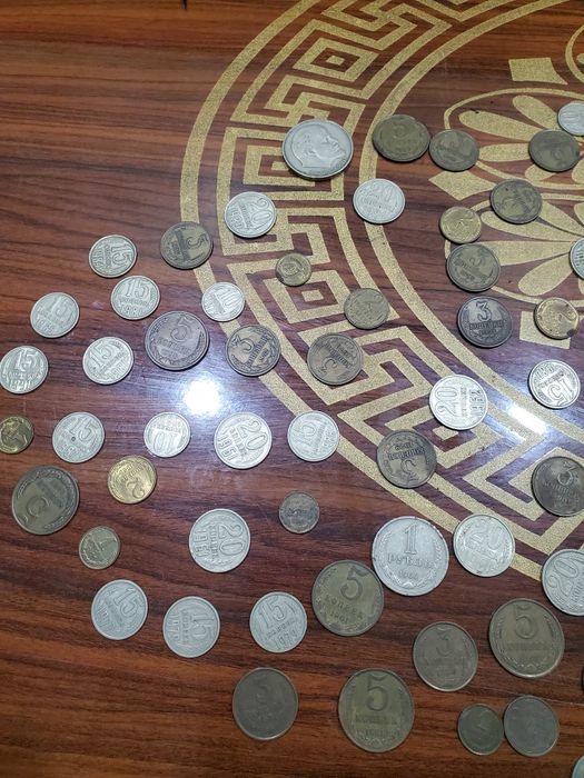 Продаётся монеты СССР кие разные
