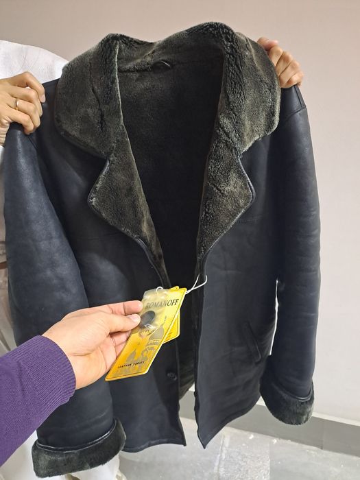 Продам новые дубленки