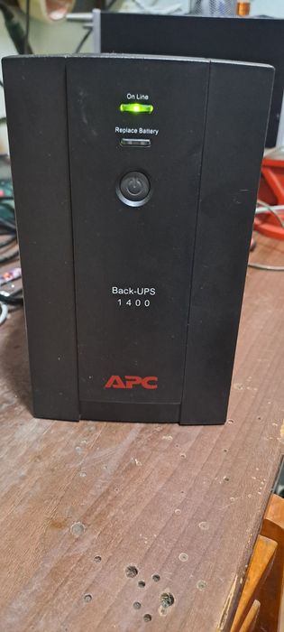 Ups sursa Apc 1400. Cu 2 baterii