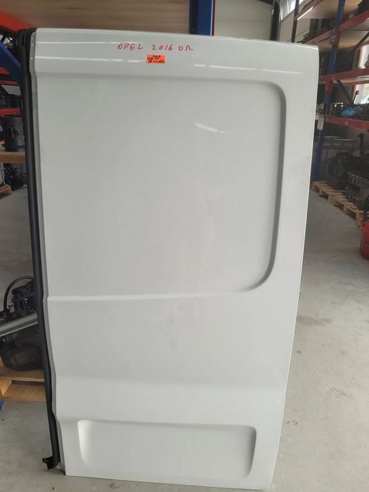 Usa spate model cu tabla fara accesorii pentru Renault Trafic / Opel V