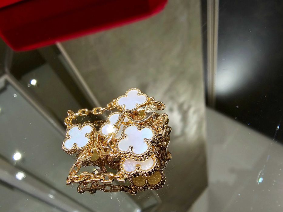 Van Cleef & Arpels VCA Rose Gold Mother 5 Sweet Alhambra Дамска Гривна