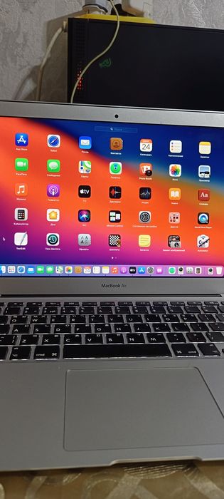 МакБук Обмен Варианты на Айфон 11--12.