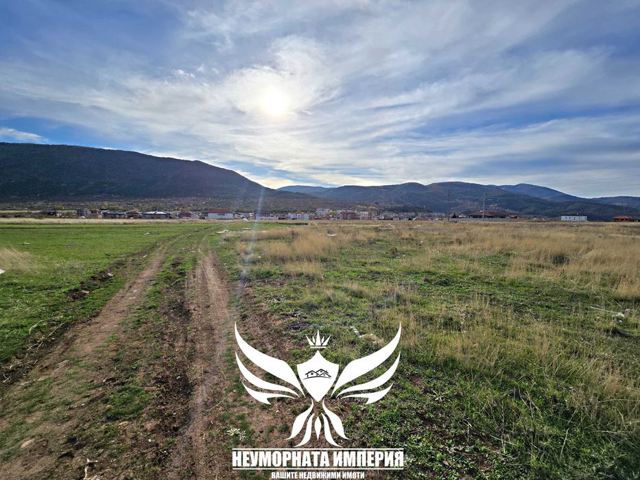 Продавам парцел УПИ 585кв.м. в гр.Асеновград кв.Баделем шкилово