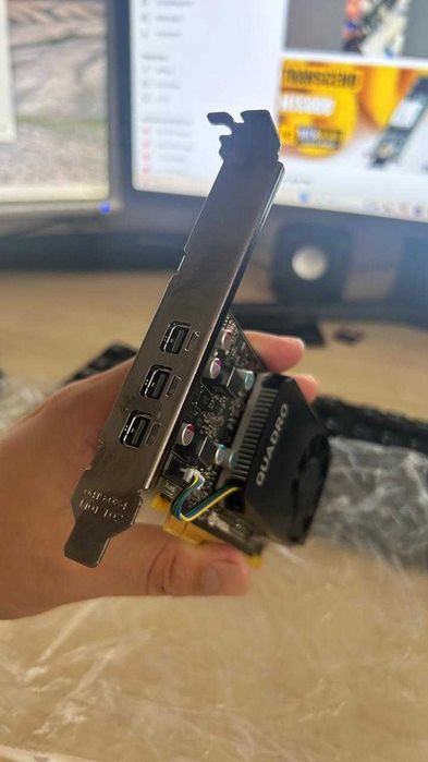 NVIDIA Quadro P400. видеокарта