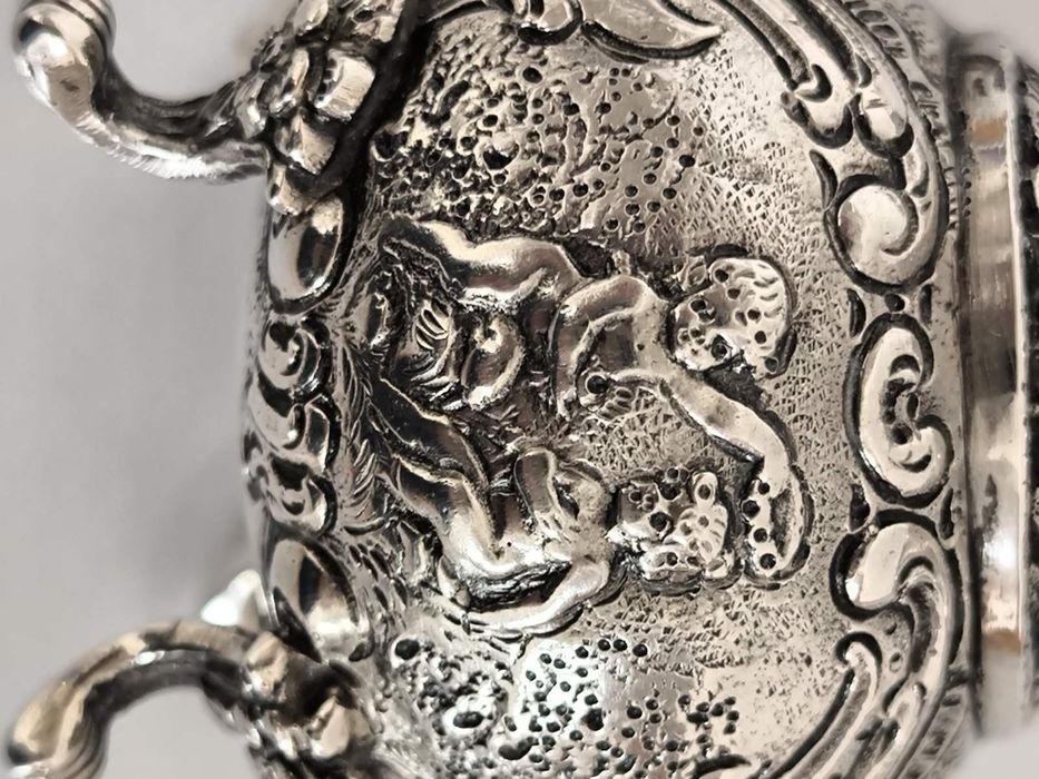 Продавам антикварна сребърна кана Швеция  1897 година